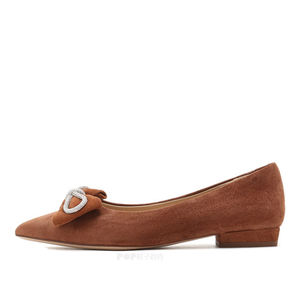 حذاء نسائي مسطح مصنوع من الجلد, حذاء نسائي مسطح بتصميم مدبب مناسب لحفلات الزفاف - Product Image 2