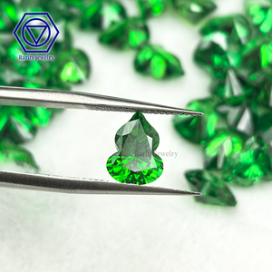 7*9mm <span class=keywords><strong>calebasse</strong></span> gourde forme vert émeraude Zircon pierre synthétique vert gemmes mêlée CZ cucurbitacées coupe pour collier de pierre vert clair - Product Image 1