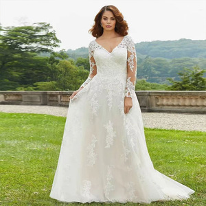 White V-neck Lace Wedding Dress Plus Size Long Train Vintage Style Outdoor Beach Wedding Dress - Product Image 1