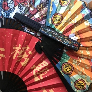 Abanico de mano plegable de bambú grande personalizado al por mayor, abanico plegable de baile de rendimiento de estilo chino antiguo para hombre, gran oferta pintado - Product Image 6