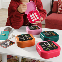 Mainan Puzzle Tic-Tac-Toe elektronik, mainan papan strategi permainan TicTacToe genggam portabel lucu untuk anak-anak