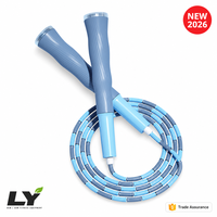 Corde à sauter perlée réglable 2,8 m en PVC segmenté avec poignée antidérapante en PP pour l'entraînement physique