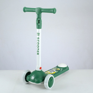 Scooter H806 Amarillo, Altura Ajustable, Ligero, para Niños de 3 a 6 Años - Product Image 2