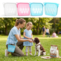 Sac banane portable en silicone pour animaux de compagnie, pour l'entraînement et la distribution de friandises, sac extérieur pour chiens et chats, pochette à friandises en silicone pour animaux