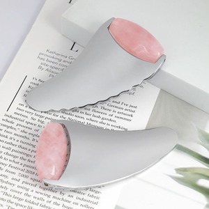 Wholesale 2-in-1 Zinc Alloy <b>Metal</b> Gua Sha Jade <b>Roller</b> Massager Custom Logo Face Massage Tool Rose Quartz Horn Facial Massager - Product Image 4