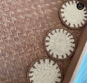 Sous-verre esthétique en perles pour les maisons modernes, accessoire de décoration de table artisanal, parfait pour les tables basses, les salles à manger et les cadeaux - Product Image 1