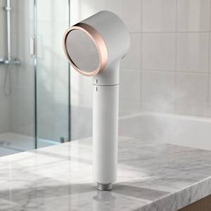 Filtre de pomme de douche pressurisée à micro-trous de 0,3 mm, économiseur d'<span class=keywords><strong>eau</strong></span>, <span class=keywords><strong>filtration</strong></span> efficace KDF 55 ACF, <span class=keywords><strong>kit</strong></span> parfumé à la vitamine C pour la maison - Product Image 1