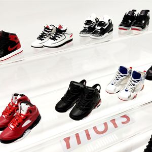 Porte-clés Aj, moule de chaussure creuse pour les générations 1-12, <span class=keywords><strong>chaussures</strong></span> de <span class=keywords><strong>basket</strong></span>-ball miniatures 3D, figurine tendance, pour diffusion en direct - Product Image 3