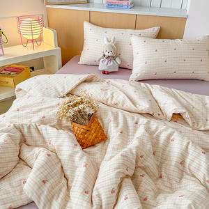 Funda nórdica Coreana de 4 piezas, juego de cama de algodón 100%, juego de cama para niños con estampado personalizado para invierno - Product Image 3