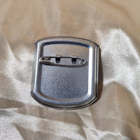 Badge en métal vierge personnalisé Kpop avec impression numérique et technique de relief Flash-Bottom