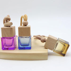 <strong>Car</strong> Aromatherapy Bottle with Hanging Rope 8ml Empty Glass <strong>Refillable</strong> Fragrance <strong>Diffusion</strong> for Interior Decor - Product Image 4