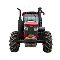 Traktor Pertanian Roda 4 YTO 200HP Tenaga Kuda Tinggi, Gearbox Penggerak Gigi, Tangki Bahan Bakar Kapasitas Besar, Mesin Pembalut Jerami, Peternakan