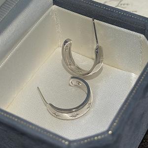 ต่างหูเงินแท้ S925 รูปดาวห้าแฉก ดีไซน์เฉพาะตัว เรียบหรู สไตล์วินเทจ วงแหวนแฟชั่นโค้งมน - Product Image 4