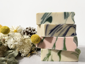 Tùy Chỉnh Bao Bì Hương Vị Hữu Cơ Điều Trị Mụn Trứng Cá Loại Bỏ Mụn Trứng Cá Mụn Tự Nhiên Loại Bỏ Đốm Đen Cà Rốt Xà Phòng - Product Image 2