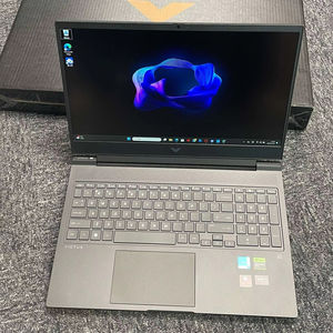 Laptop de Gama Alta <span class=keywords><strong>HP</strong></span> <span class=keywords><strong>OMEN</strong></span> 10 Victus <span class=keywords><strong>I7</strong></span> 14650H RTX4060 16GB RAM 1024GB SSD 12 Núcleos Teclado en Inglés 165Hz - Product Image 1