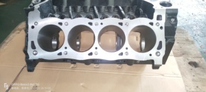 Ford 5.8 351C Cleveland ngắn khối 9.2 boong lớn khoan xi lanh khối - Product Image 3