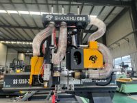Máquina CNC para trabajar la madera, para cortar orificios de cerraduras y bisagras en puertas