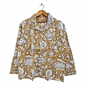 Ensemble de pyjama pour homme à manches longues à imprimé floral, tissu en satin 100% coton, vêtements de nuit décontractés, motif tissé, saison printemps, cadeau pour elle - Product Image 2