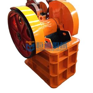 Concasseur à mâchoires mobile compact pour pierre avec convoyeur et boîte de vitesses, faible coût d'entretien, capacité 2-7t/h, double alimentation électrique et diesel - Product Image 3