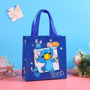 กระเป๋าบรรจุภัณฑ์พลาสติกลายการ์ตูนกระเป๋าของขวัญกระเป๋าถือสไตล์ใหม่กระเป๋าของขวัญขนาดใหญ่รีไซเคิลได้ - Product Image 4