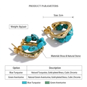 Boucles d'oreilles créoles Huggie en laiton plaqué or 18 carats avec micro-pavé de zircon cubique et pierre irrégulière en turquoise naturelle style bohème pour femme, vente en gros de bijoux - Product Image 6