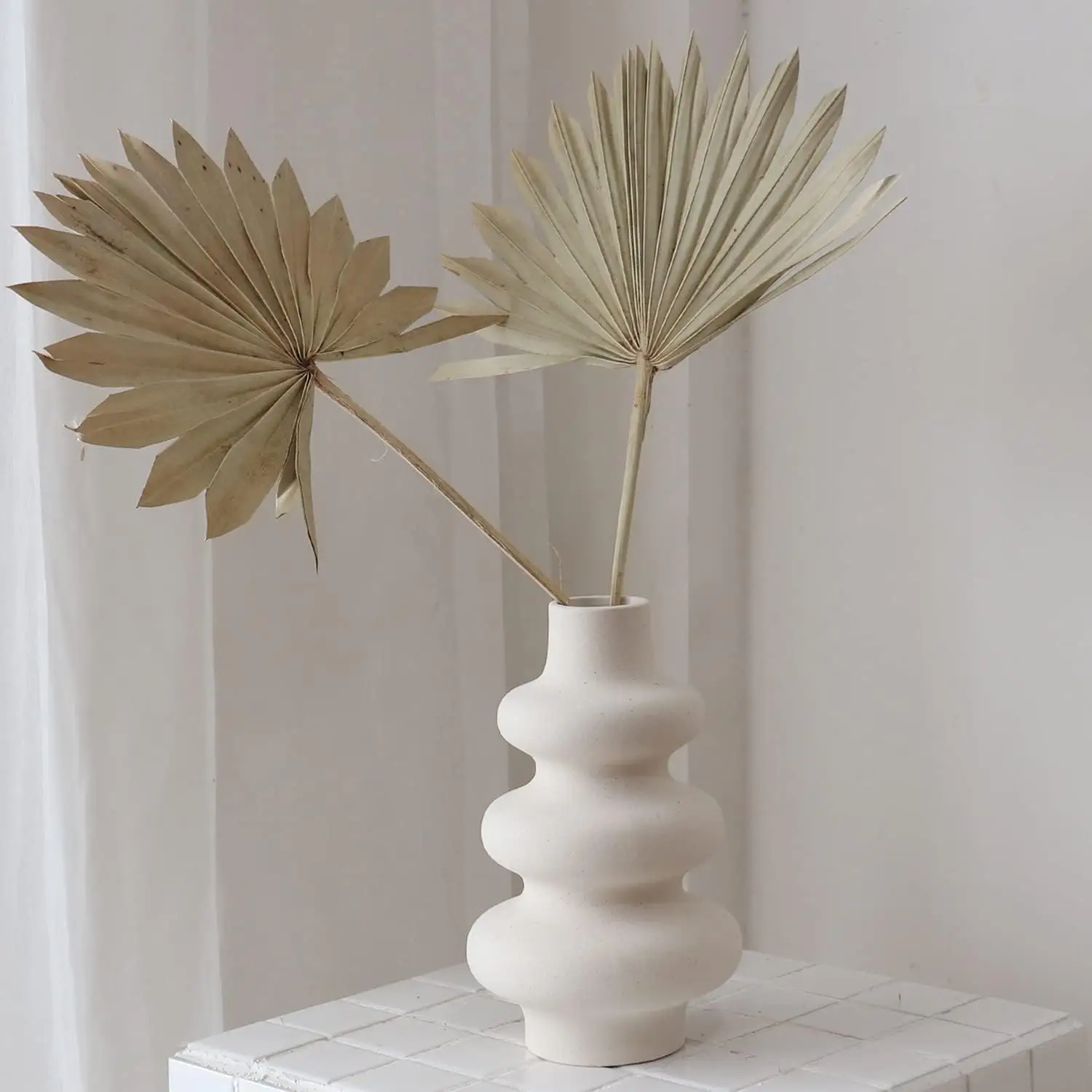 Circle Ceramic Pampas Grass Vase Modern Dried Flowers Decorative Vase for Stylish Decorative