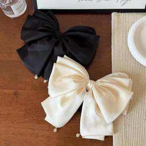 Pince à cheveux nœud papillon surdimensionné en satin, style princesse, pour queue de cheval, accessoire capillaire élégant pour femme, mariage et soirée - Product Image 5