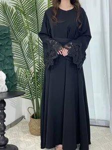 Robe Abaya personnalisable en couleur unie avec poignets en dentelle florale et fermeture éclair sur le devant, vêtements islamiques pour femmes grandes tailles - Product Image 4