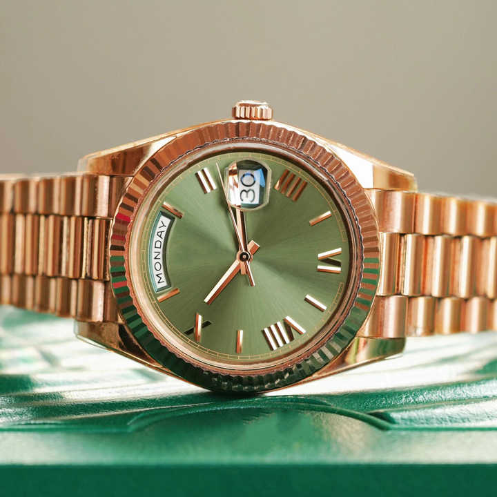 Wholesale luxury sapphire gold green face automatic mechanical movement watch 904l stainless steel case