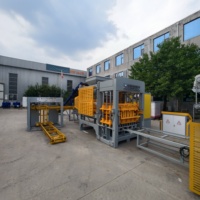 Fabricant de machines à mouler les blocs QT8-15 en gros pour la production automatique de briques en béton et de blocs creux