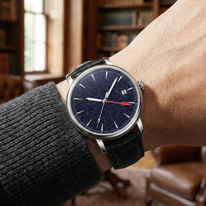 นาฬิกาข้อมือกลไกอัตโนมัติ NH34 GMT หน้าปัดสีน้ำเงินอะเวนเจอรีน เรืองแสง สไตล์มินิมอล พร้อมฟังก์ชั่นวันและวันที่ ดีไซน์วินเทจ บริการสลักโลโก้ตามสั่ง - Product Image 1