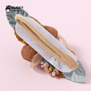 Natural well <span class=keywords><strong>Baby</strong></span> Girl Stirnband mit Perlen Schöne <span class=keywords><strong>Baby</strong></span> Girl Taufe Foto Prop Haarschmuck Blumen Stoff Stirnband - Product Image 6