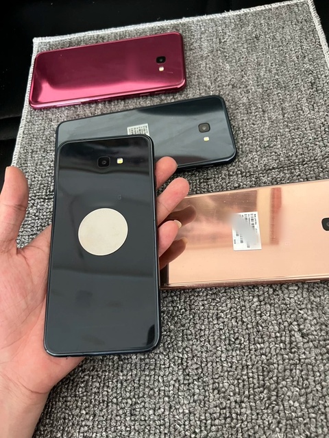 Wholesale Sam Gala//xy J4+ 4G Smartphone 6.0" Display 13MP Camera 3GB 32GB 3300mAh Dual SIM Global Version