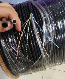 Cable Ethernet UTP Cat6 para Exteriores, 23AWG, Cobre Sólido Puro, Revestimiento de PE, Resistente a los Rayos UV y al Agua, 305m 1000ft, Cable de Red con Separador Cruzado - Product Image 3