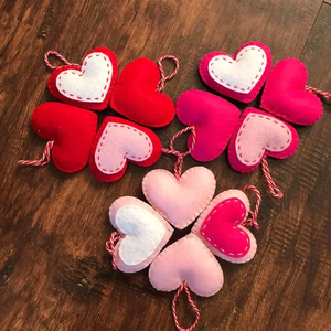Hot Selling Valentine's Day <b>Festival</b> Eco-friendly Disposable Indoor Outdoor Pendant Decoration Felt Heart Ornaments Customized - Product Image 5