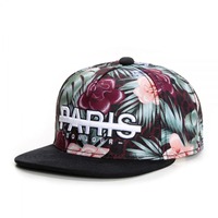 Casquette de golf unisexe adulte Europe-Amérique, ajustable, à visière plate, en PVC, à 5 panneaux, brodée, motif floral et lettres PARIS, pour l'extérieur, toutes saisons