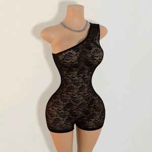 Tuta Corta Estiva Sexy con Spalline Oblique in <span class=keywords><strong>Pizzo</strong></span>, Body Intero Elasticizzato - Product Image 1