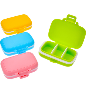 Boîte à pilules rectangulaire portable multifonctionnelle anti-poussière en PP avec compartiments indépendants et verrou de sécurité - Product Image 1