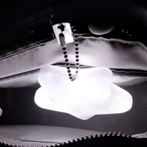 Luz LED para Bolso con Sensor Táctil, Forma de Corazón, Estrella, Redonda, con Clip, para Mujer, Regalos para el Día de la Madre - Product Image 1