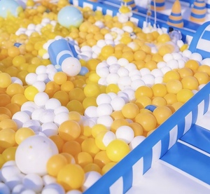 Grand château gonflable aquatique pour sports nautiques, nouveau design, parc aquatique flottant pour divertissement en mer ou en lac, en PVC - Product Image 3