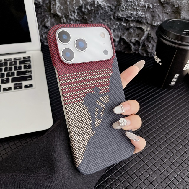 Suitable for 17proMax Half Pack Carbon Fiber Patterned Phone case Kevlar Frosted Protective Cover