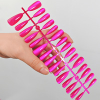 Vente en gros de 30 pièces de faux ongles en forme de fruit du dragon, effet œil de chat, couleur unie, réutilisables, emballage personnalisé, approvisionnement en usine
