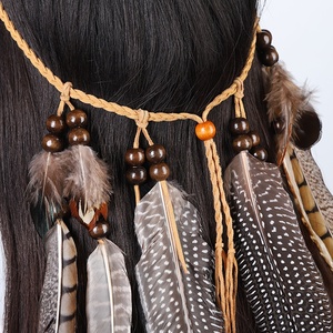 Fashband Hoofdband met Indiase veren, boho-munten, kwastje, hippie hoofdtooi, tribal kralen, festival, hoofddeksel, haaraccessoire voor vrouwen (B, één maat