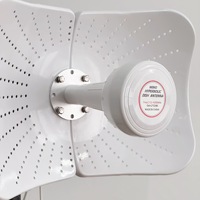 Antenne cellulaire à polarisation verticale 19Dbi Amplificateur de signal WiFi 4G/5G 1710-4200Mhz Antennes de communication paraboliques séparées