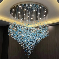Lustre en verre moderne de luxe, verre soufflé à la main, luminaire suspendu décoratif personnalisé pour les projets de villas, d'hôtels et de halls d'entrée