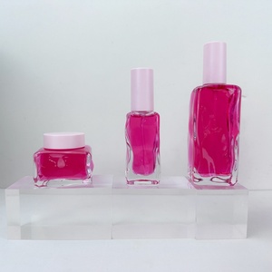 Aceite Labial de Color Cambiante de Marca Privada, Base de Ácido Hialurónico, Voluminizador de Labios Vegano - Product Image 3