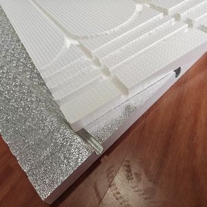 Panneau d'isolation <span class=keywords><strong>en</strong></span> <span class=keywords><strong>polystyrène</strong></span> <span class=keywords><strong>extrudé</strong></span> avec <span class=keywords><strong>couche</strong></span> de surface <span class=keywords><strong>en</strong></span> aluminium gaufré pour chauffage au sol et toiture, panneau <span class=keywords><strong>en</strong></span> mousse XPS - Product Image 2
