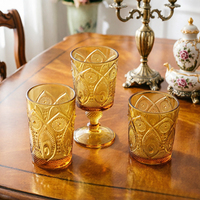 Verre à boisson en verre épais gaufré motif paon teinté, plusieurs spécifications, pour la restauration et les achats en gros à long terme