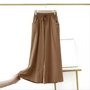 <span class=keywords><strong>Pantaloni</strong></span> da donna a gamba larga <span class=keywords><strong>con</strong></span> coulisse elastica in vita alta e <span class=keywords><strong>tasche</strong></span> <span class=keywords><strong>laterali</strong></span>, ideali per l'uso quotidiano estivo, casual e comodi - Product Image 2