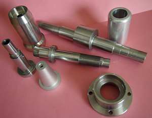 Servicios de brochado de piezas de aluminio y metal mecanizado CNC personalizado para la industria automotriz y la maquinaria de fresado de acero Micro disponible - Product Image 2